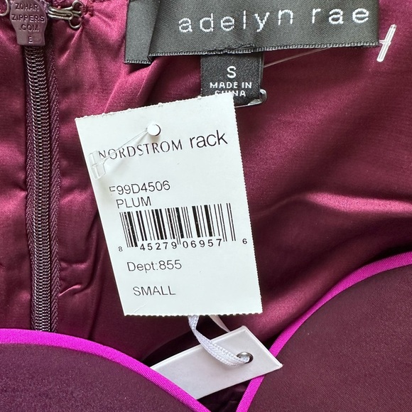 NWT ADELYN RAE KORINA SLEEVELESS COCKTAIL DRESS IN PLUM - Picture 9 of 9